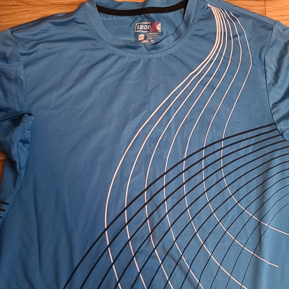 Izod athletic shirt